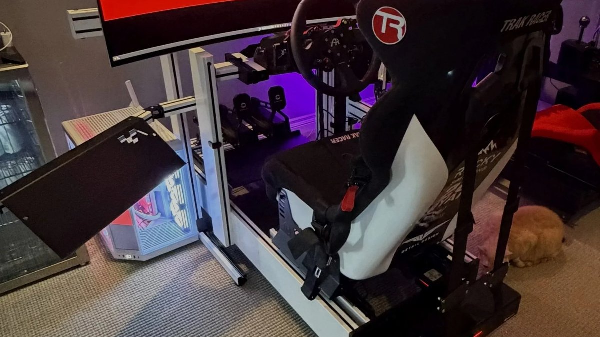 Active simulator platform